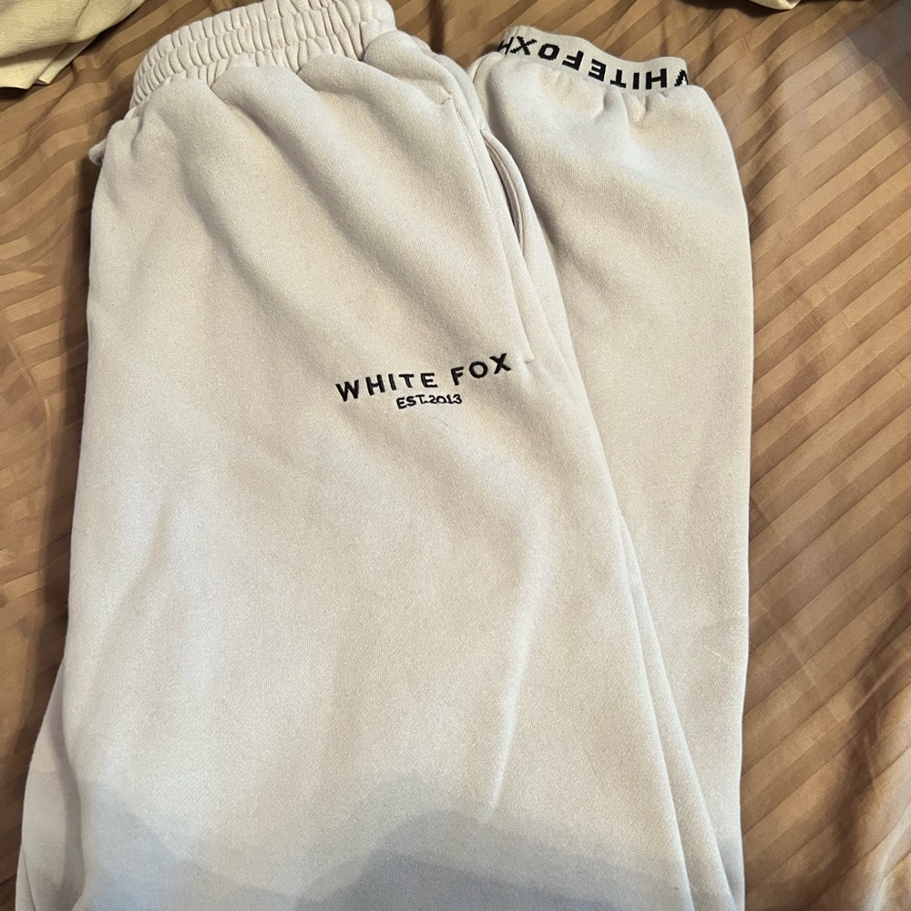 White fox bundle